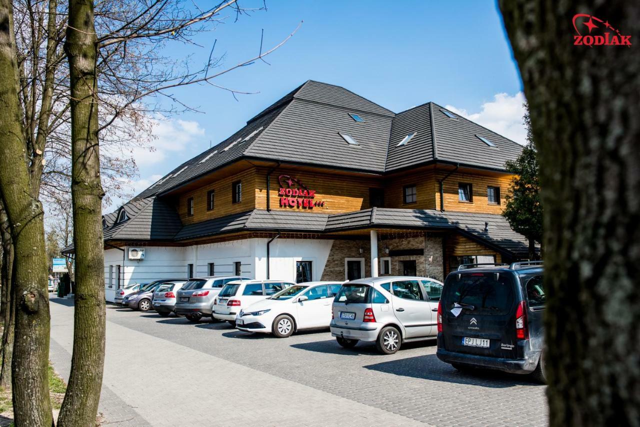 Hotel Zodiak Radomsko Exterior foto